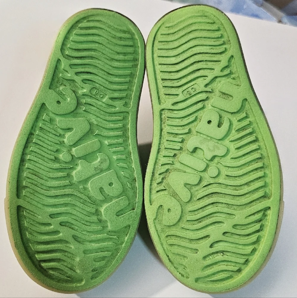 Native Jefferson Sugarlite Water Shoes Green Glow Unisex Toddler Kid's Size 8